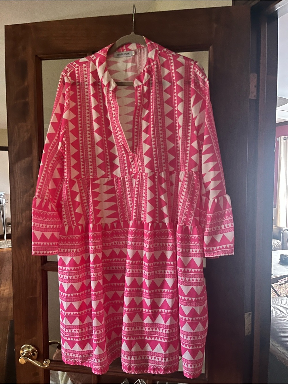 Pink & White Geometric Tiered' Dress